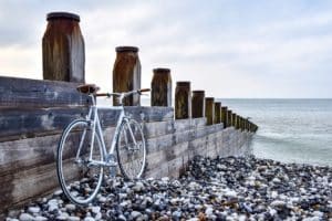 Vélo en bord de mer